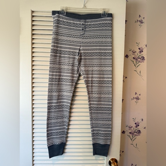 Old Navy Grey and White Print Thermal Pajama Bottoms in Size Large - Picture 1 of 4